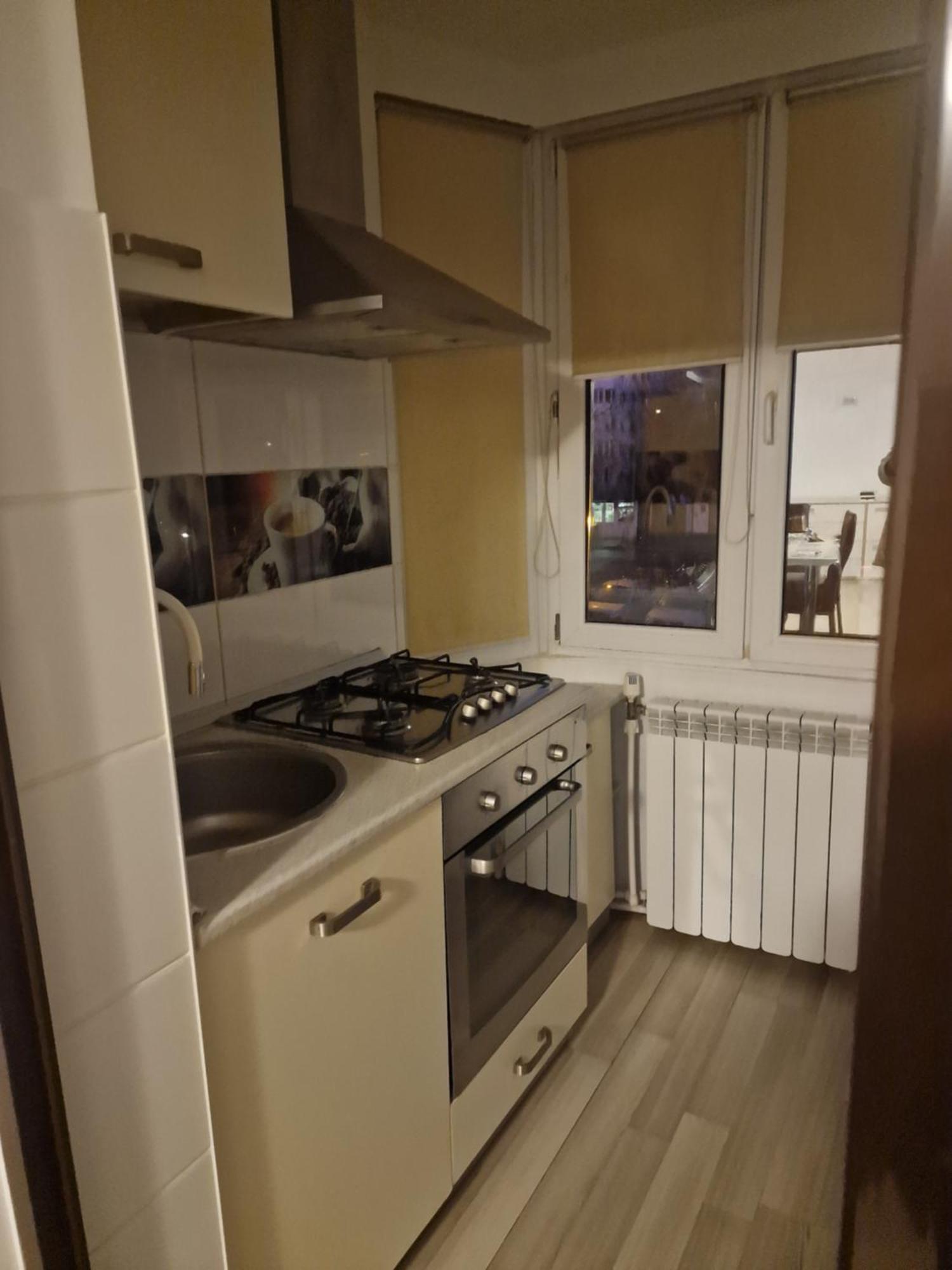 2 Bedrooms Apartment. Galaţi Екстериор снимка